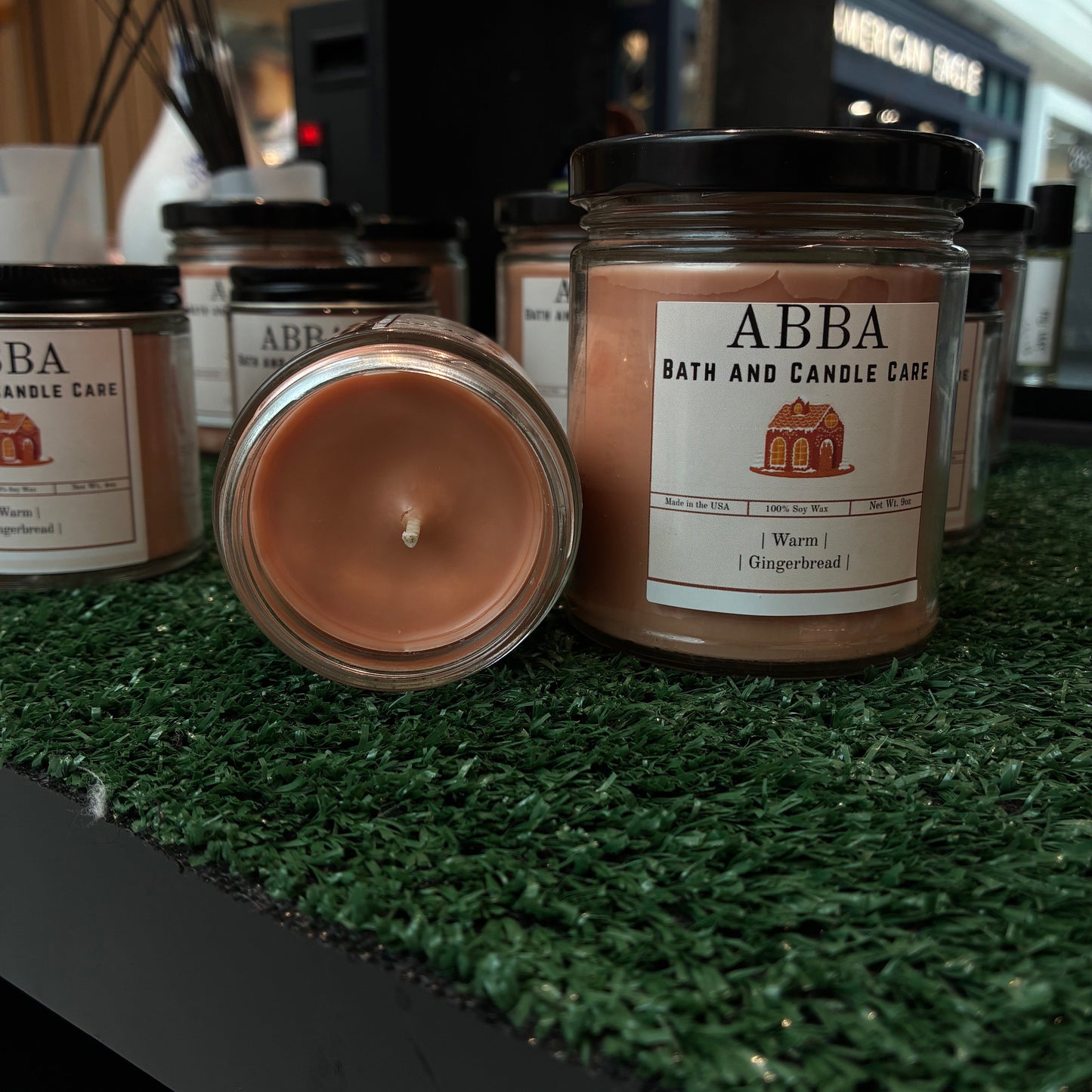 Warm Gingerbread Scented Candle